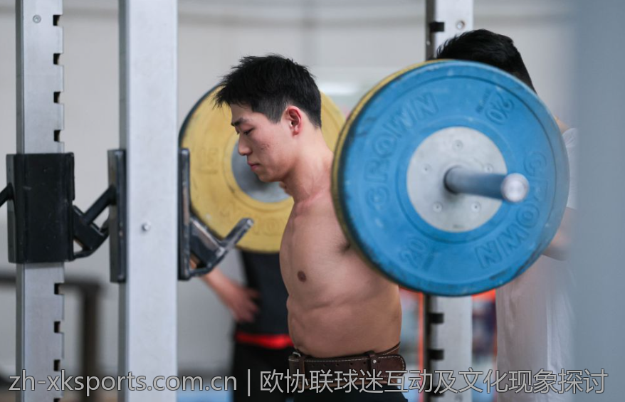 欧协联球迷互动及文化现象探讨