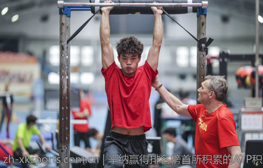 辛纳赢得排名榜首所积累的ATP积分总量情况介绍